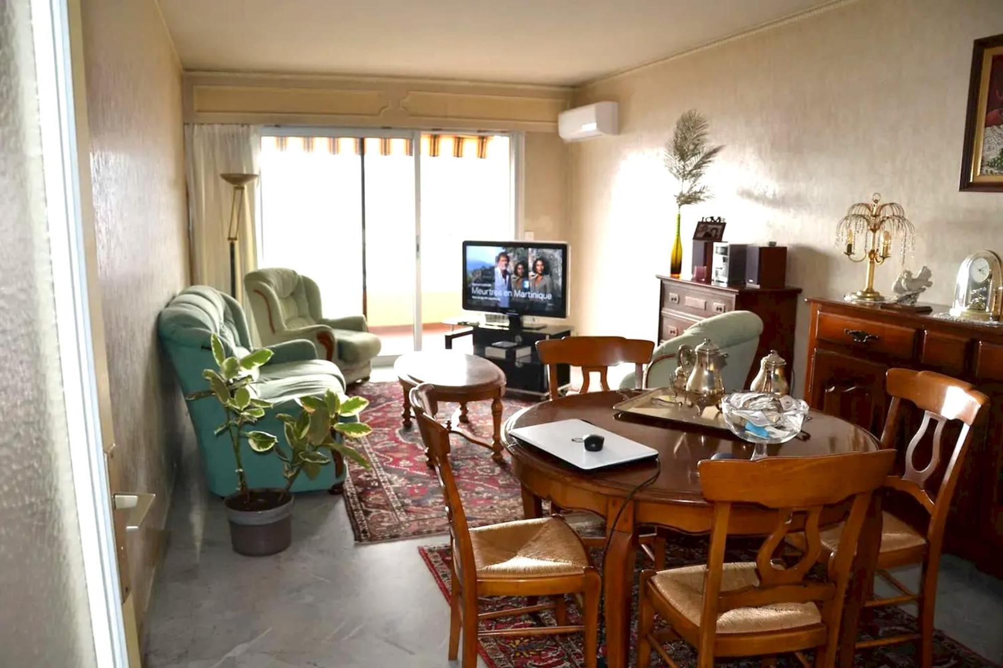 Confortable A Avec Balcon Ajaccio (Corsica)